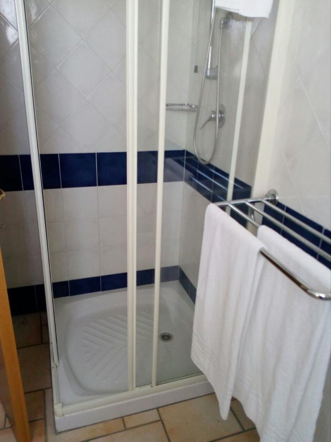 Hotel Lory Ficarolo Екстер'єр фото